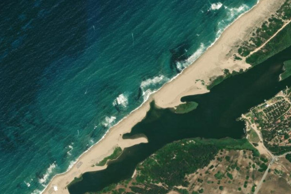 Satellitenbild der Umgebung von Coghinas