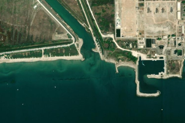 Satellitenbild der Umgebung von Fiume Cornia