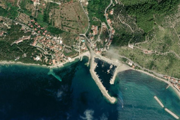 Satellitenbild der Umgebung von Rio Roviscelli