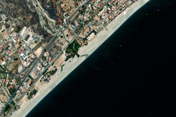 Satellitenbild der Umgebung von Fiumara Torbido