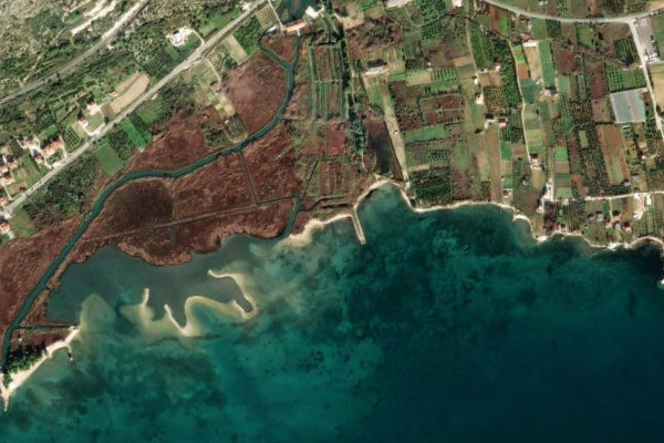 Satellitenbild der Umgebung von Divulje