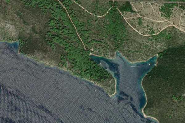 Satellitenbild der Umgebung von Uleni bok