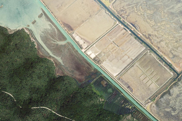 Satellitenbild der Umgebung von Kolombanija