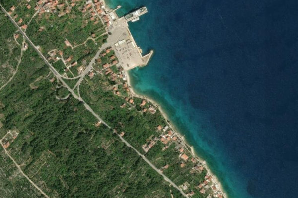 Satellitenbild der Umgebung von Poljana