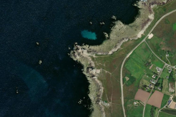 Satellitenbild der Umgebung von Pointe de Landunvez