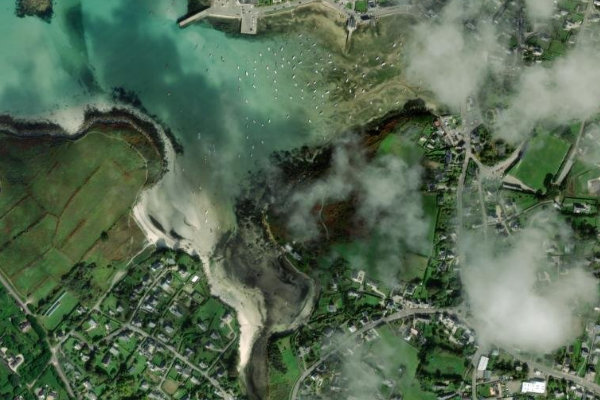 Satellitenbild der Umgebung von Beg ar Groaz