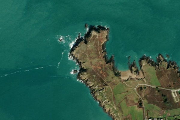 Satellitenbild der Umgebung von Pointe de la Varde