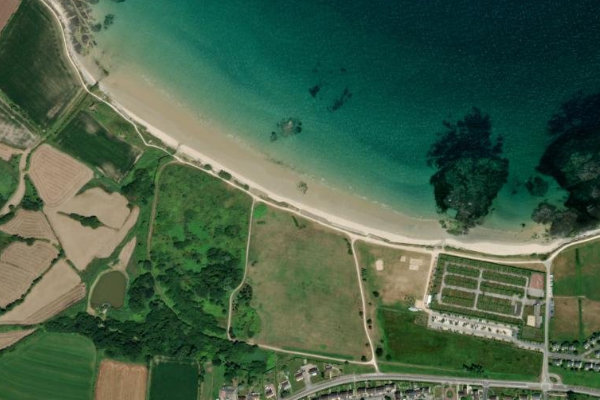 Satellitenbild der Umgebung von Plage de Querqueville
