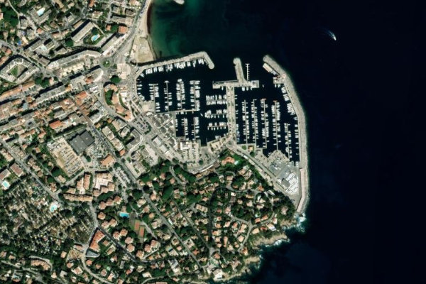 Satellitenbild der Umgebung von Port Heraclea