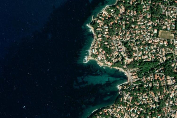 Satellitenbild der Umgebung von Pointe de la Tourette