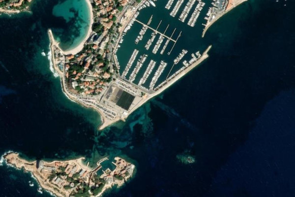 Satellitenbild der Umgebung von La Fourmigue