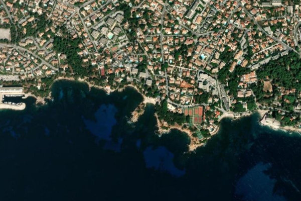 Satellitenbild der Umgebung von Plage du Capélan