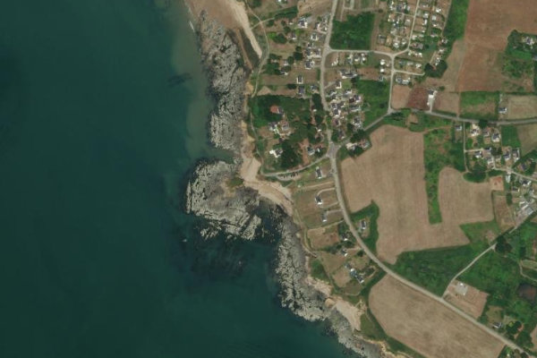 Satellitenbild der Umgebung von Plage du Golumer