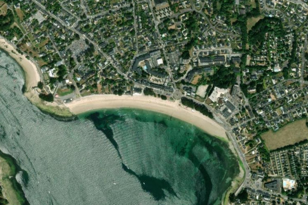 Satellitenbild der Umgebung von Plage du Trez