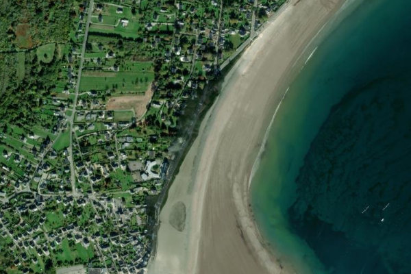 Satellitenbild der Umgebung von Plage de Morgat
