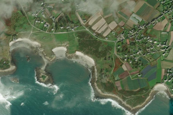Satellitenbild der Umgebung von Poull C'horz