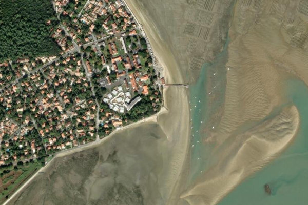 Satellitenbild der Umgebung von Pointe de Manson