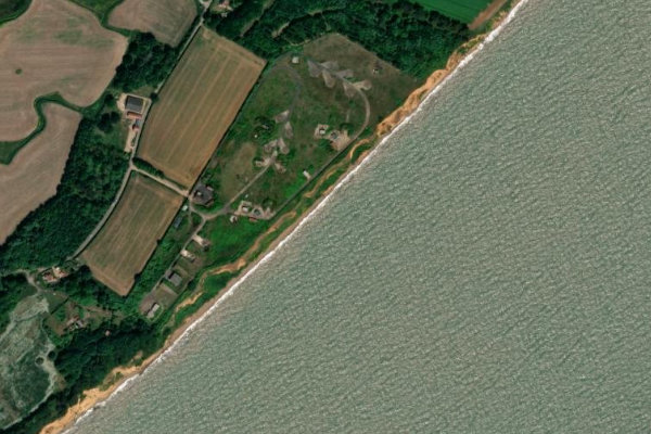 Satellitenbild der Umgebung von Bawdsey Beach