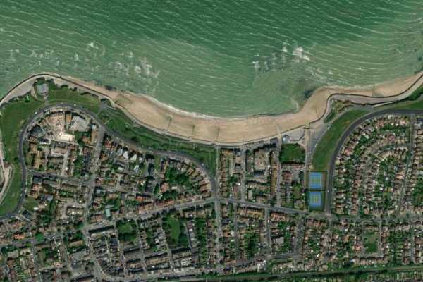 Satellitenbild der Umgebung von St Mildred's Bay