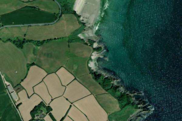 Satellitenbild der Umgebung von Cockaluney Beach