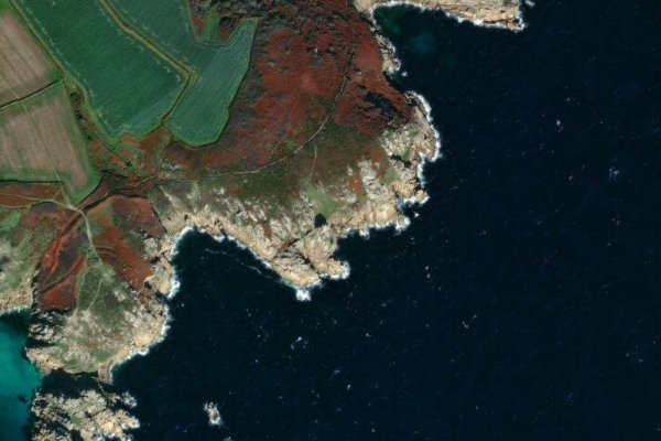 Satellitenbild der Umgebung von Cribba Head