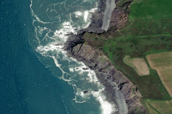 Satellitenbild der Umgebung von Higher Sharpnose Point