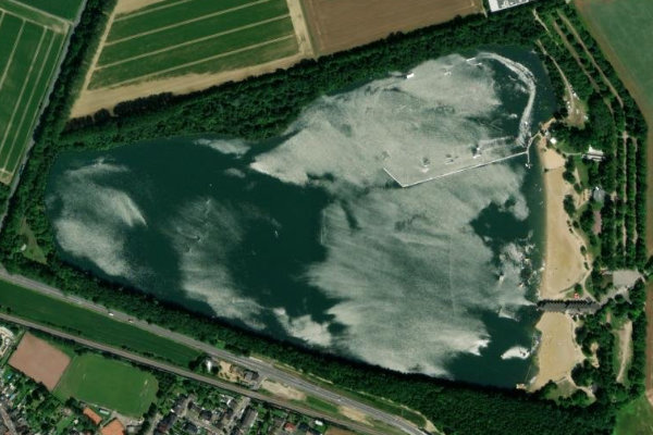 Satellitenbild der Umgebung von Badesee Düren