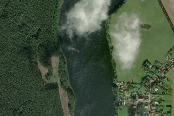 Satellitenbild der Umgebung von Lutowsee