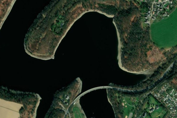 Satellitenbild der Umgebung von Wuppertalsperre
