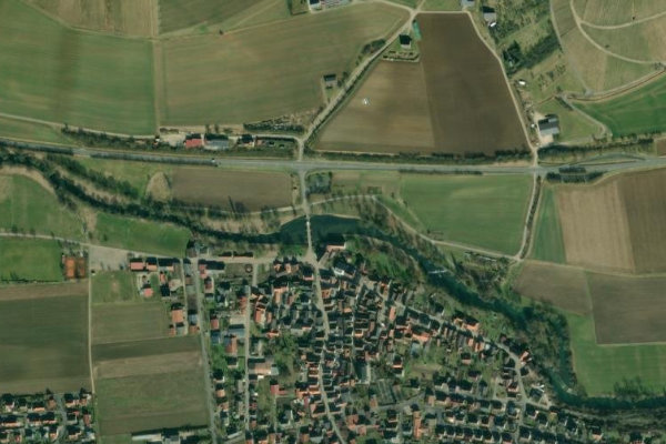 Satellitenbild der Umgebung von Tauber (Tauberrettersheim)