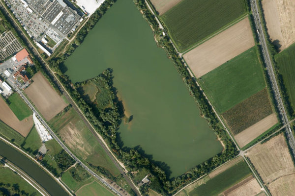 Satellitenbild der Umgebung von Neubertsee