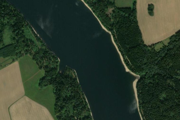 Satellitenbild der Umgebung von Talsperre Klingenberg
