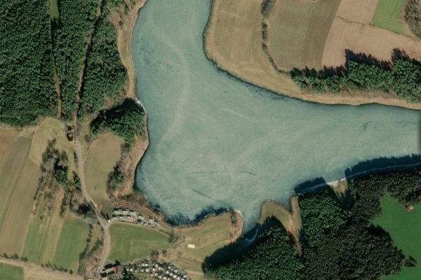 Satellitenbild der Umgebung von Stausee Eixendorf