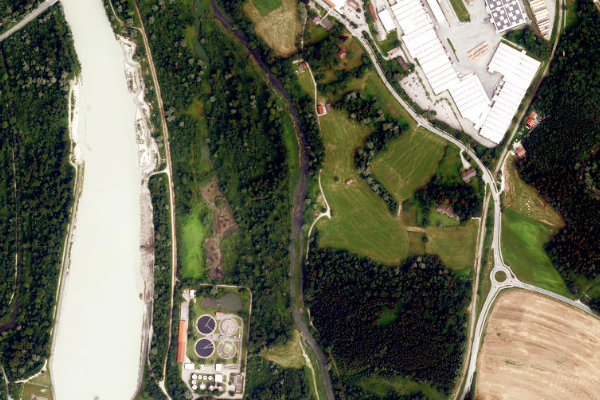 Satellitenbild der Umgebung von Rohrdorfer Achen