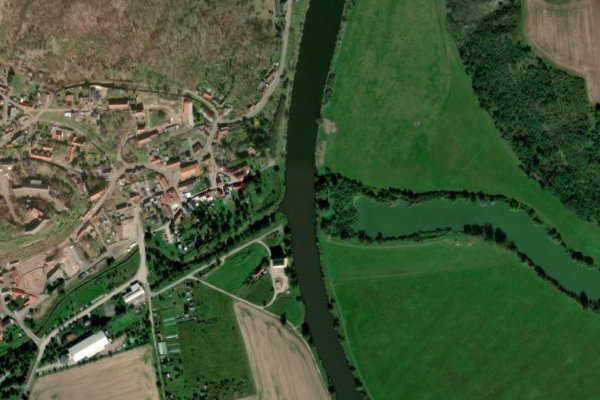 Satellitenbild der Umgebung von Saale (Friedeburg)
