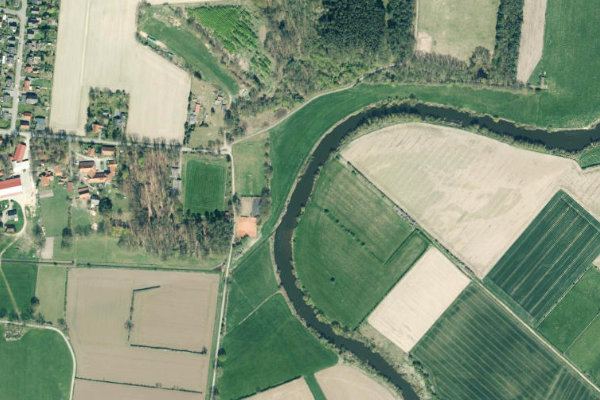 Satellitenbild der Umgebung von Leine (Mandelsloh/Esperke)