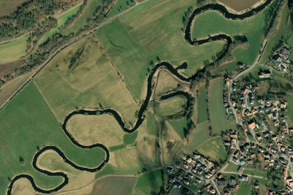 Satellitenbild der Umgebung von Schwarzach (Altfalter)