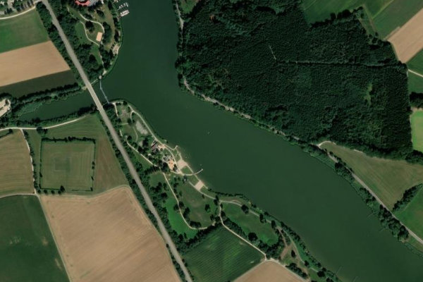 Satellitenbild der Umgebung von Bucher Stausee
