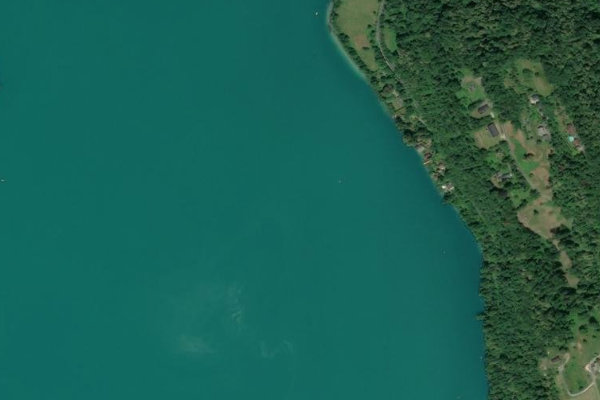 Satellitenbild der Umgebung von Lac d‘Aiguebelette