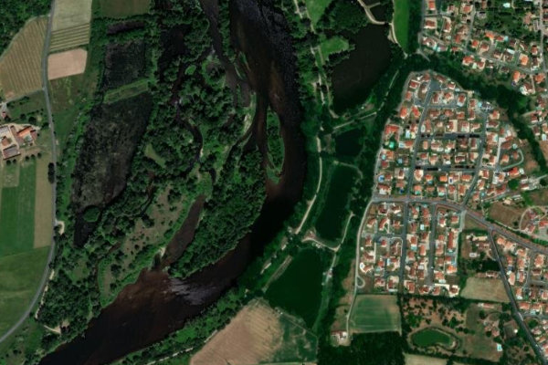 Satellitenbild der Umgebung von la Loire (Feurs)
