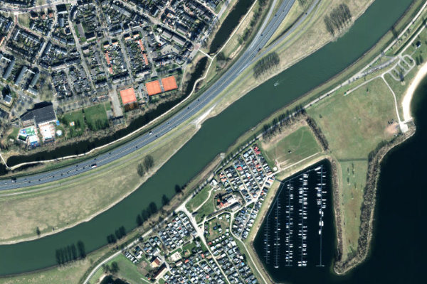Satellitenbild der Umgebung von Ijssel (Rheden)