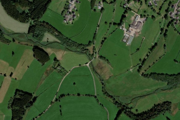 Satellitenbild der Umgebung von Warche