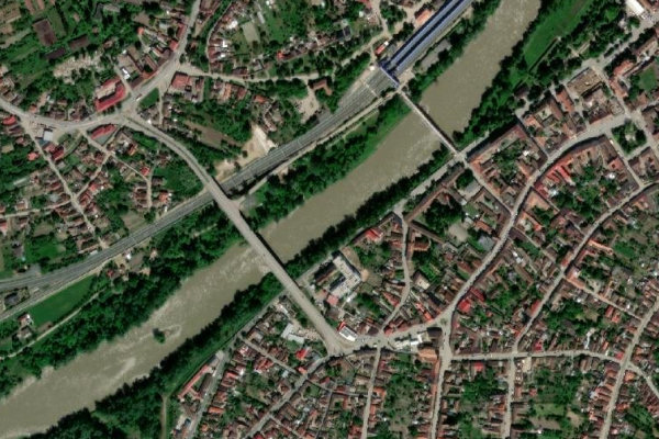 Satellitenbild der Umgebung von Mureș (Lipova)