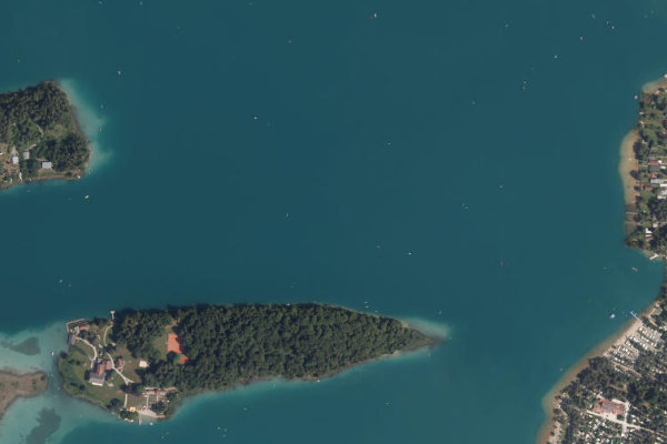 Satellitenbild der Umgebung von Faaker See