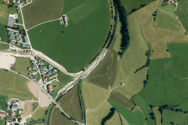 Satellitenbild der Umgebung von Saalach (Saalfelden)