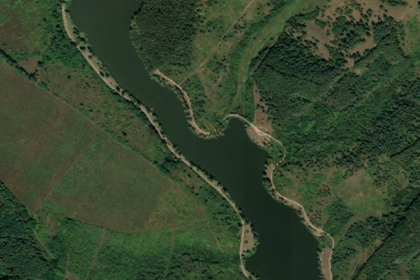 Satellitenbild der Umgebung von Búzás-völgyi víztározó (Recsk)