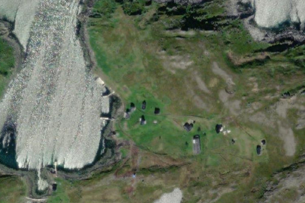 Satellitenbild der Umgebung von Børstrand · Küste
