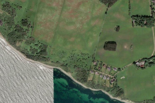 Satellitenbild der Umgebung von Hellesklint · Küste