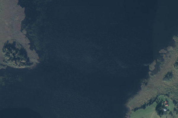 Satellitenbild der Umgebung von Piksteres ezers
