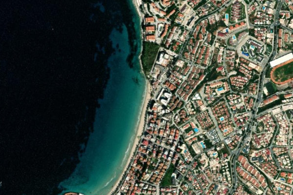 Satellitenbild der Umgebung von Ladies Beach